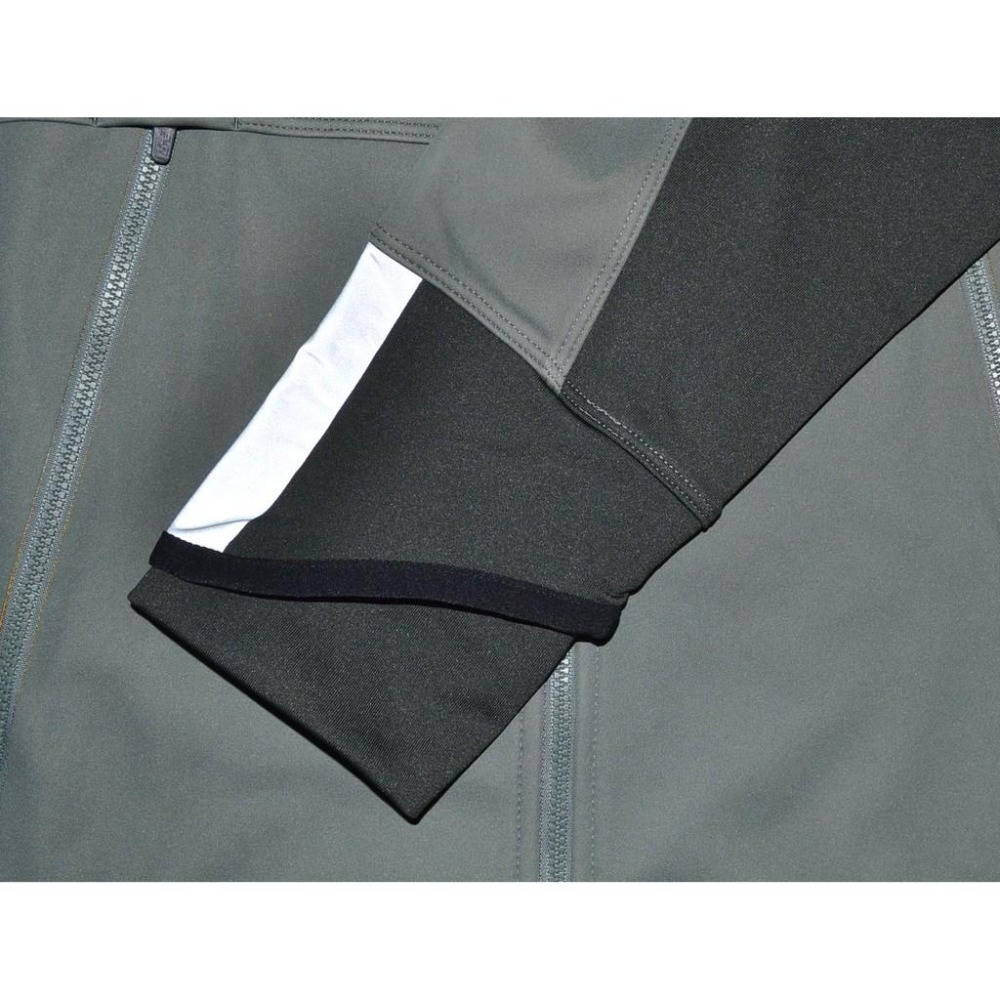 New Balance【M】【有點小瑕疵】機車外套 防風 抗水帥氣 保暖 彈性 透氣 全新 現貨 保證正品-細節圖7