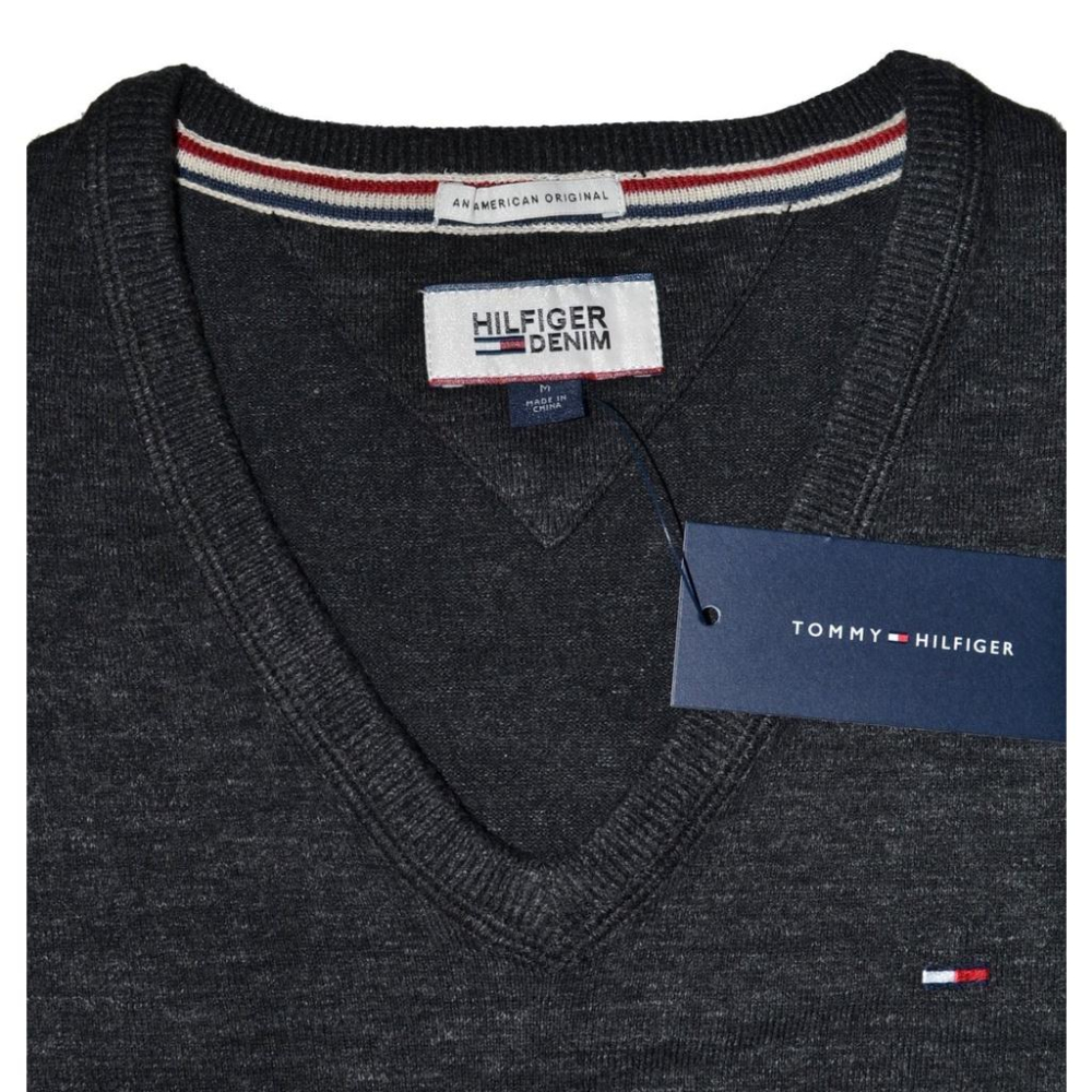 Tommy Hilfiger Denim V領長袖毛衣【M】彈性 有機棉 黑色 全新 現貨 保證正品-細節圖4