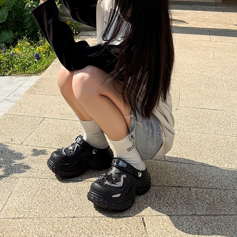 金屬個性洞洞鞋女款夏季戶外穿厚底增高踩屎感DIY涼拖鞋eva防滑-細節圖3