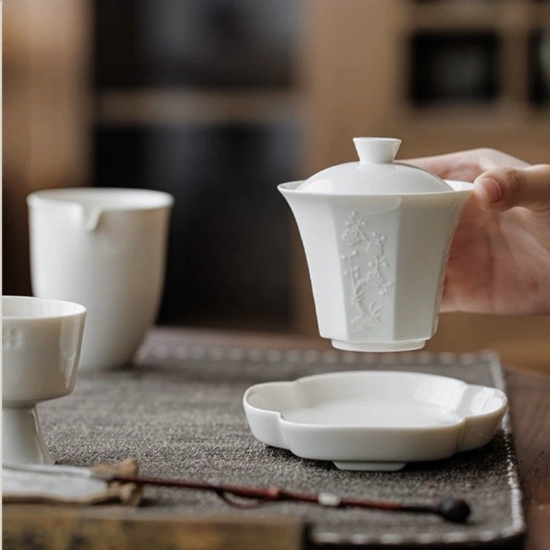 仿宋定窯印花中式通用茶具梅蘭竹菊浮雕蓋碗雲棲四雅茶蓋碗-細節圖4