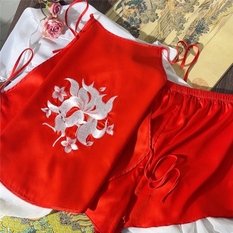 九尾狐紅色套裝 一套