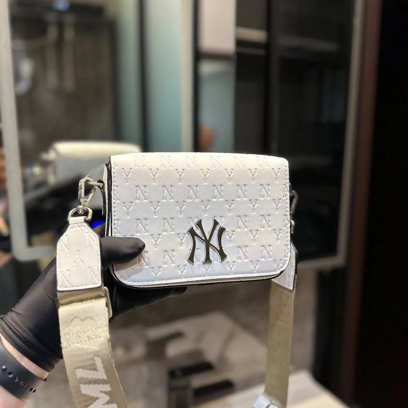 韓國MLB新款壓紋子母小方包 NY 滿標時尚情侶同款百搭休閒斜挎包-細節圖4