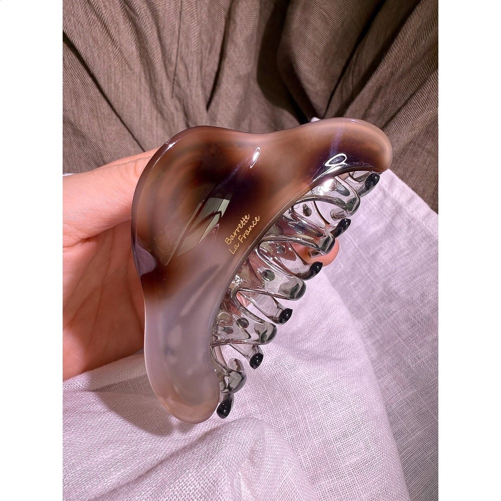 趙露思同款茶色三角抓夾女高階感後腦勺盤髮鯊魚夾子髮卡氣質頭飾-細節圖5
