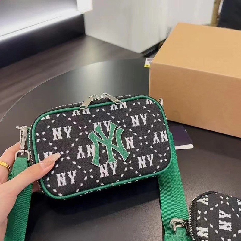 韓國MLB25新款刺繡滿標鑽石子母包男女同款相機包單肩斜挎小方包-細節圖2