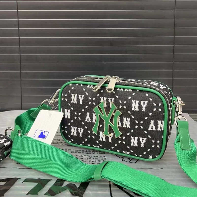 韓國MLB25新款刺繡滿標鑽石子母包男女同款相機包單肩斜挎小方包-細節圖3