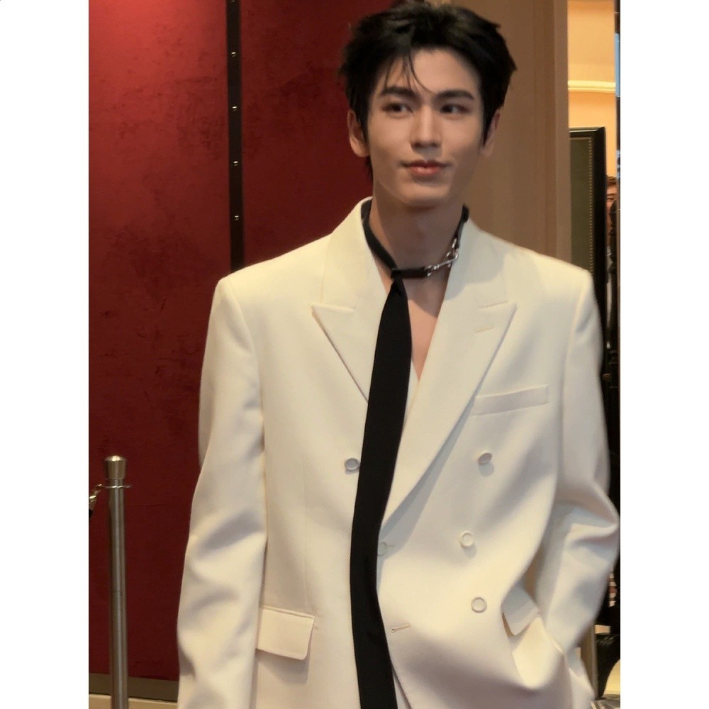 張凌赫同款白色西裝外套男士春秋百搭休閒韓版痞帥高階感墊肩西服-細節圖4