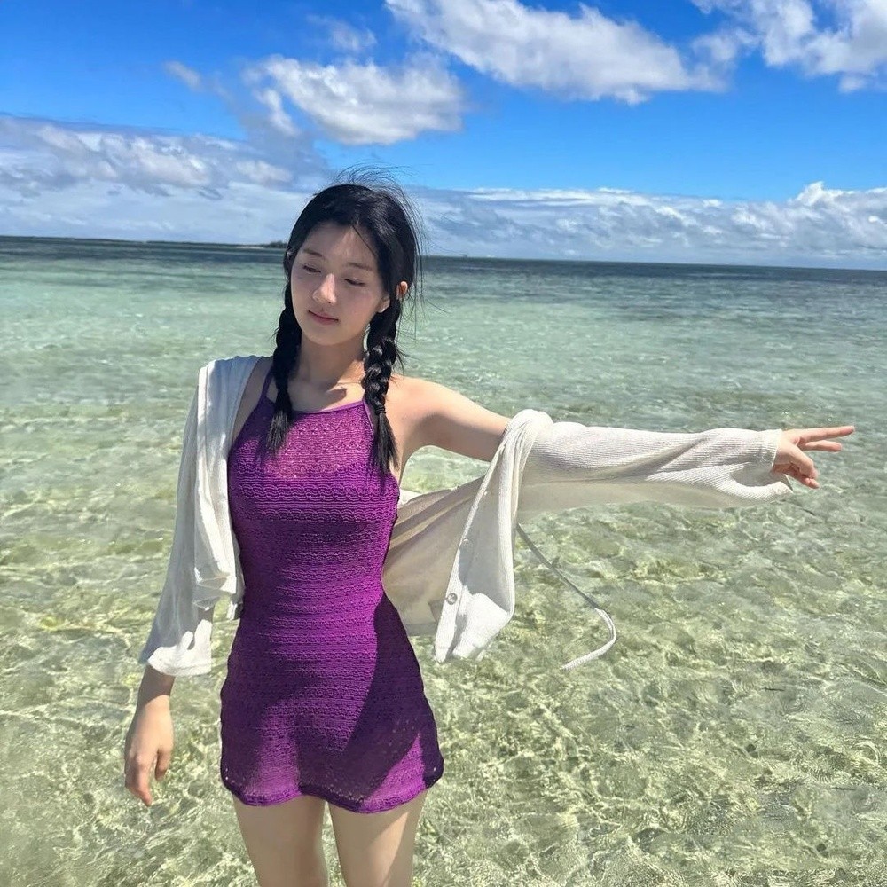 韓國李侑菲明星同款顯白紫色鏤空露背溫泉度假沙灘裙式連體泳衣女-細節圖2