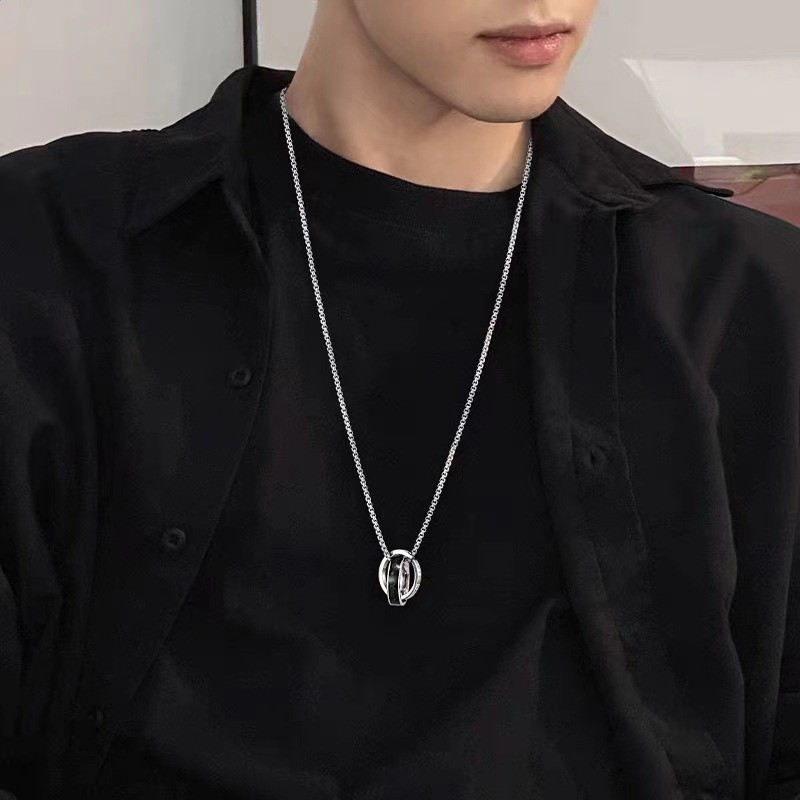 王一博同款鈦鋼雙圈項鍊男小眾設計簡約個性吊墜夜店蹦迪長鏈子女-細節圖2