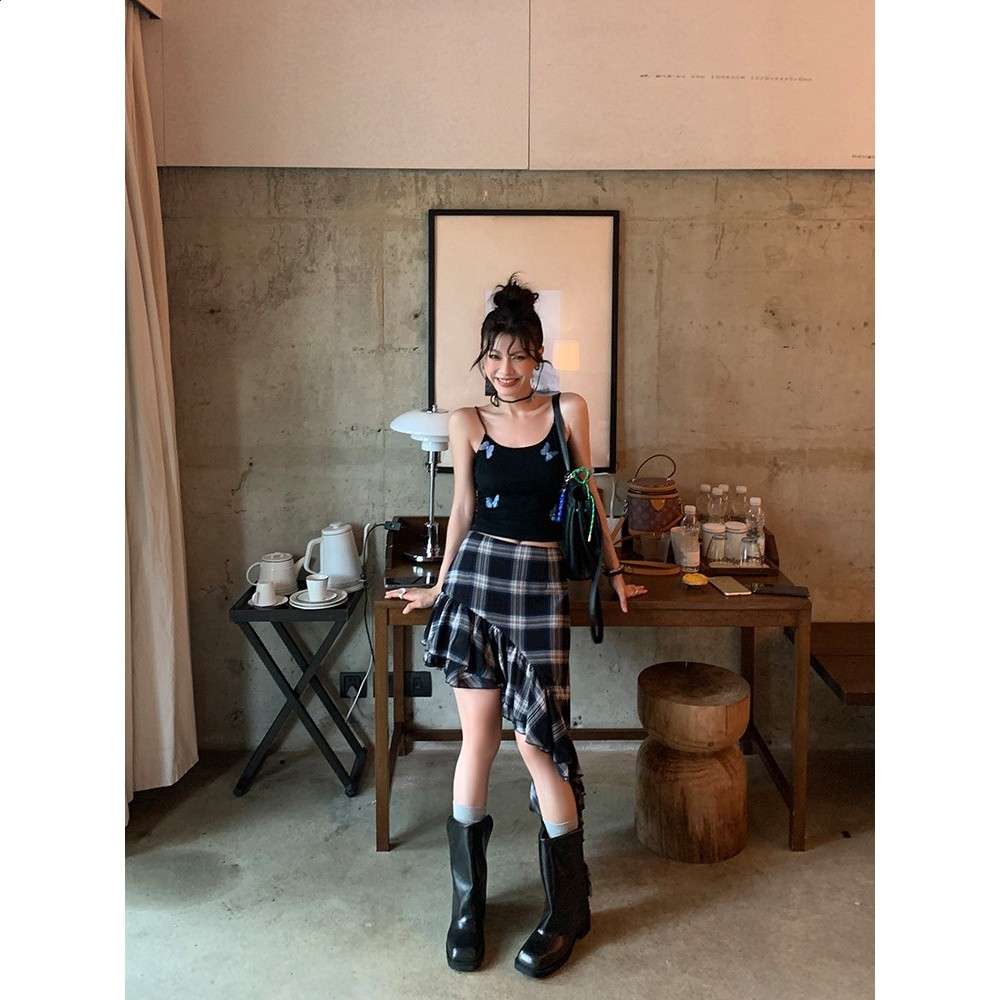 DULA好好家 不規則荷葉邊格子半身裙女夏季辣妹低腰斜邊包臀a字裙-細節圖5