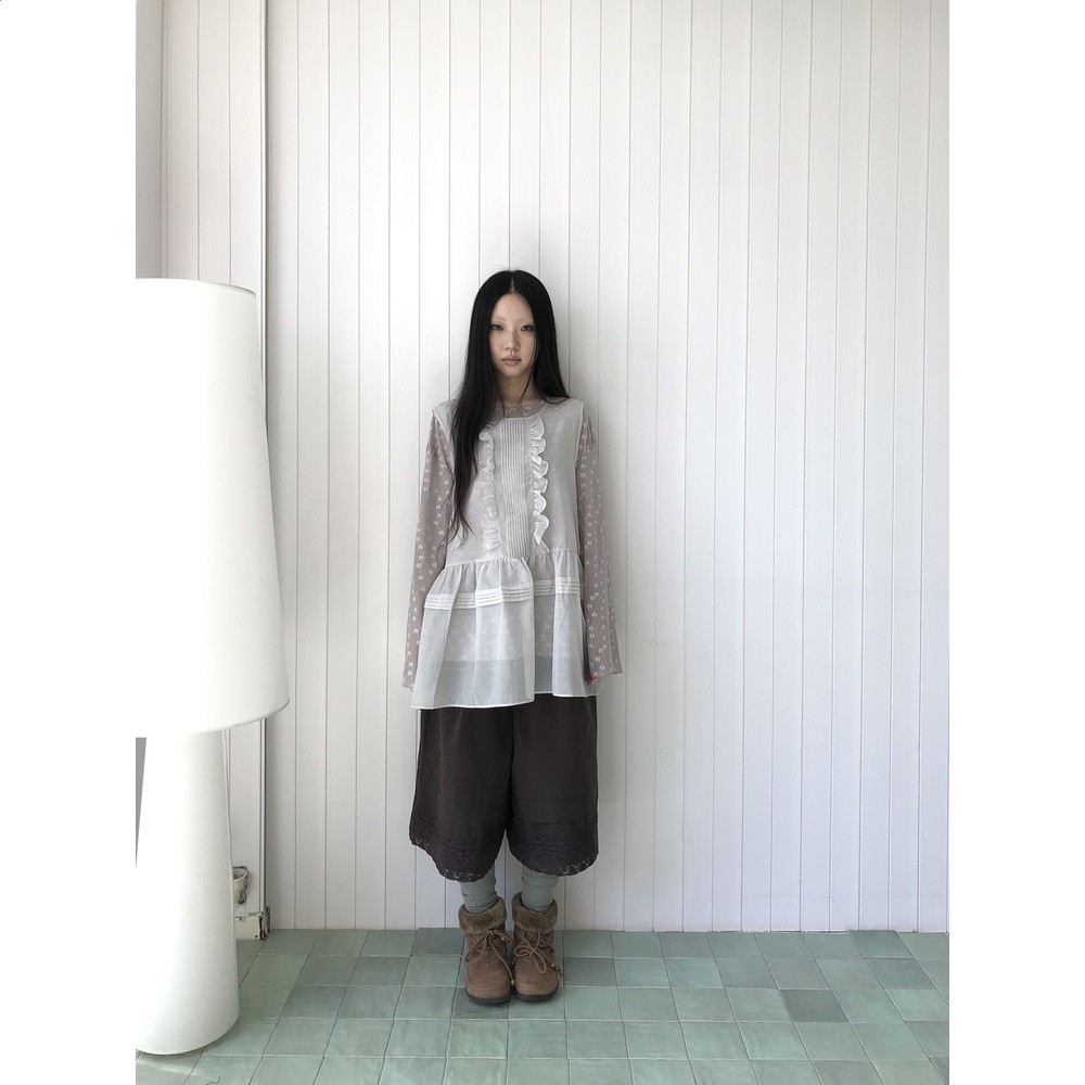 ang:project 3/18新品古早疊穿花朵蕾絲微透圓領打底衣長袖T恤女-細節圖3