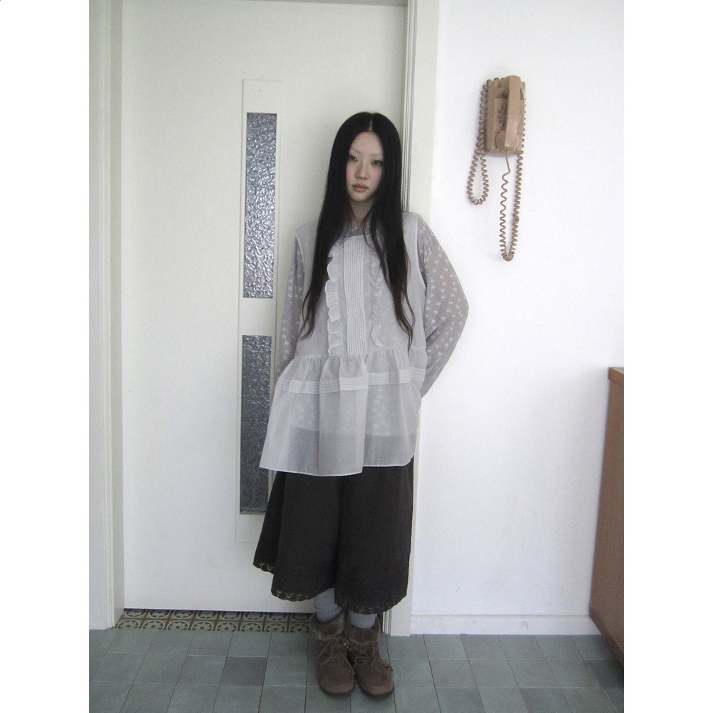 ang:project 3/18新品古早疊穿花朵蕾絲微透圓領打底衣長袖T恤女-細節圖5