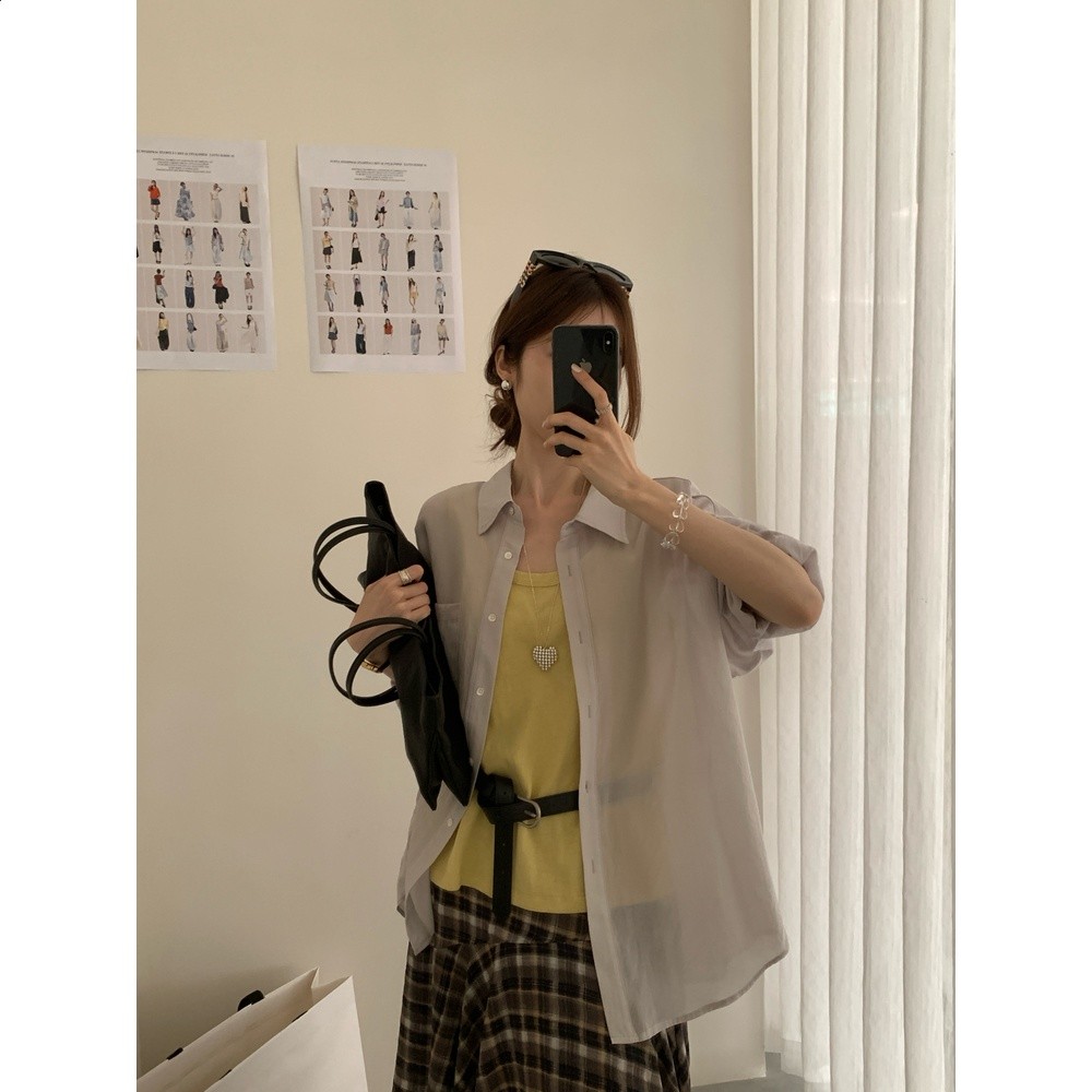 KITTIN韓系氧氣感刺繡後開叉襯衫女落肩袖中長款上衣-細節圖5
