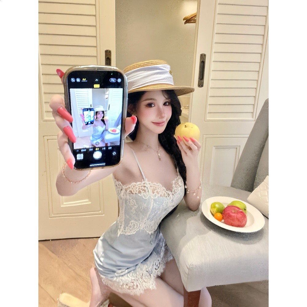 灰塵鄧鄧 蕾絲拼接吊帶連衣裙女2026夏季新款純欲a字短裙平口裙子-細節圖2