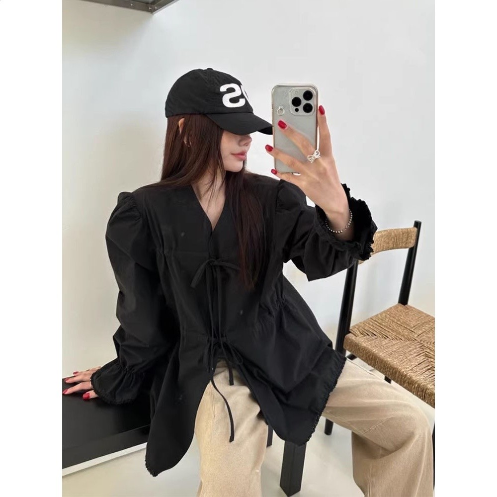 韓國chic春季新款小眾設計拼接蕾絲寬鬆百搭純色系帶喇叭袖襯衫女-細節圖2