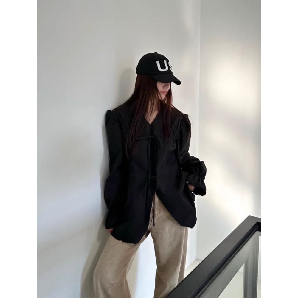 韓國chic春季新款小眾設計拼接蕾絲寬鬆百搭純色系帶喇叭袖襯衫女-細節圖4