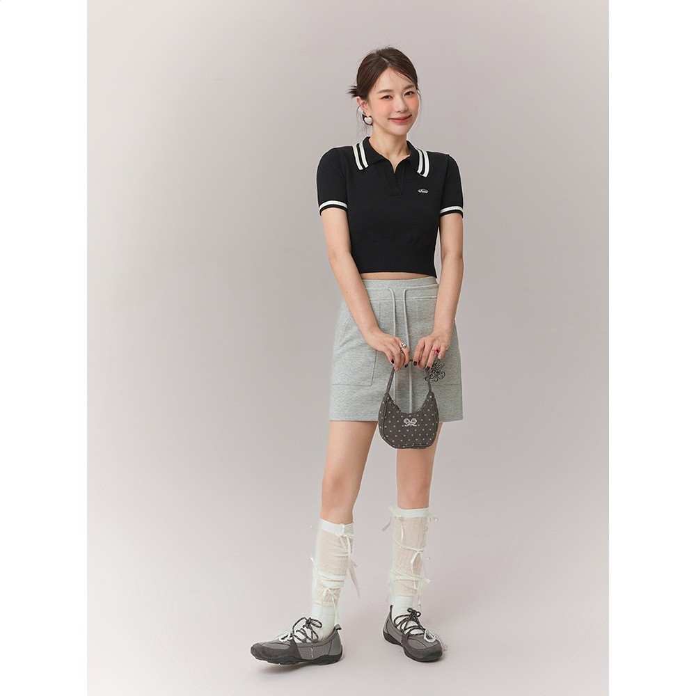 CHUU撞色翻領針織衫女2026年春秋新品polo領學院風復古短袖上衣-細節圖2
