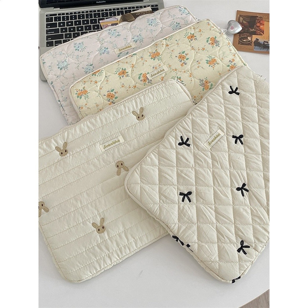 52191韓國ins平板電腦收納可愛菱格刺繡兔子11/13/15寸筆記本收納-細節圖2