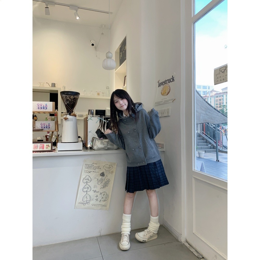 深灰色雙排扣衛衣