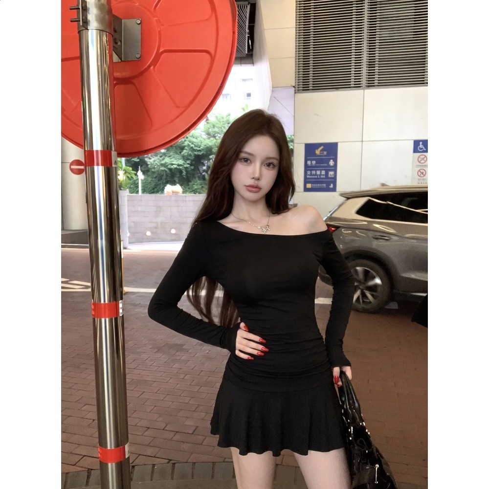 黑色草莓斜肩長袖連衣裙女秋季褶皺收腰百褶短裙純欲辣妹a字裙子-細節圖5