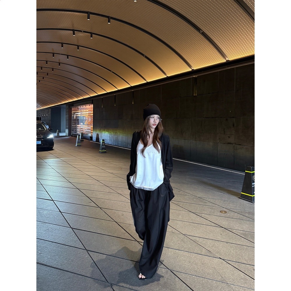 左邊女裝時髦套裝2026秋季新款不規則中長款針織開襟/背心-細節圖4