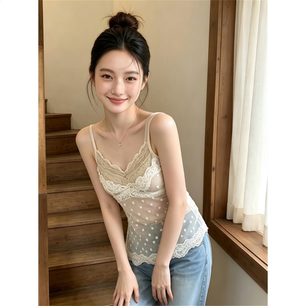 純欲蕾絲拼接波點吊帶背心女內搭收腰顯瘦V領帶胸墊一體打底上衣-細節圖2