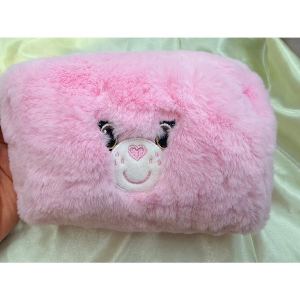 #泰國代購 Care Bears 彩虹熊 化妝包 鉛筆袋 收納包 毛絨包 絨毛包包 正版商品 擁有雷射商標-細節圖2