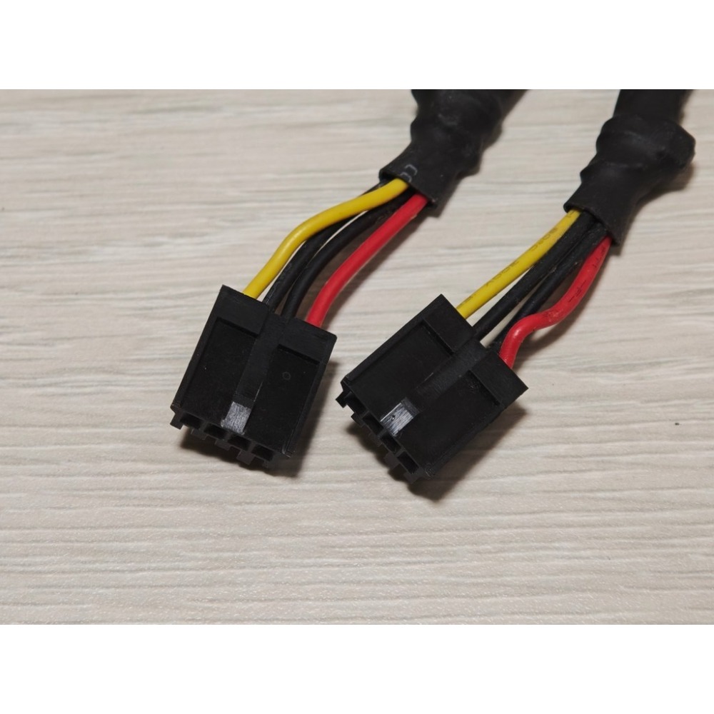 電腦大4-pin(公)轉雙小4-pin(母)電源轉接線(長約18cm)-細節圖4