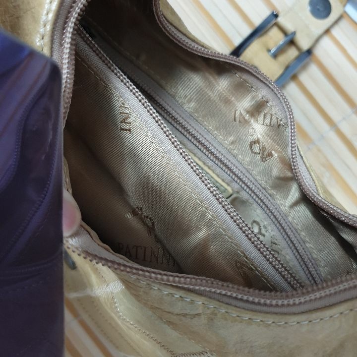 牛皮腋下包-細節圖3