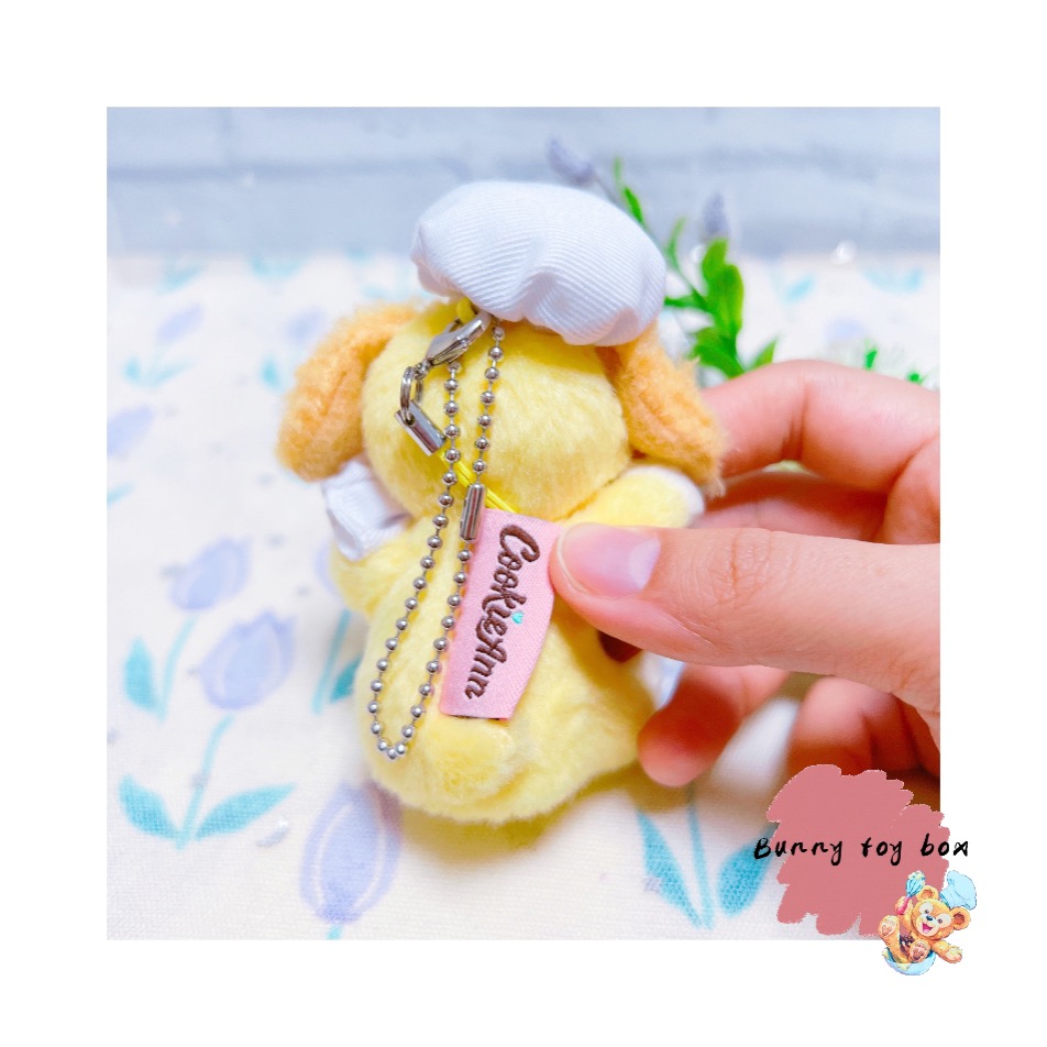 現貨 ✨ 日本 東京 海洋迪士尼 Duffy 2020情人節限定 餅乾狗 糕點師 坐姿吊飾 玩偶-細節圖3