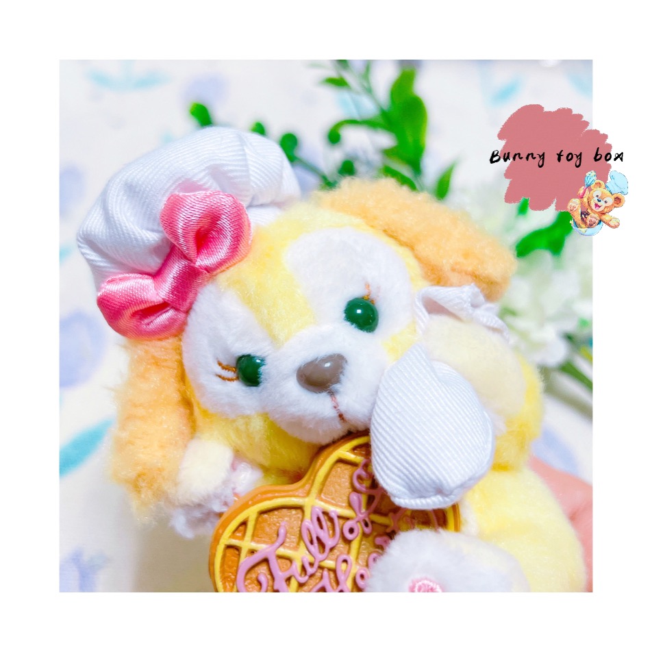 現貨 ✨ 日本 東京 海洋迪士尼 Duffy 2020情人節限定 餅乾狗 糕點師 坐姿吊飾 玩偶-細節圖4