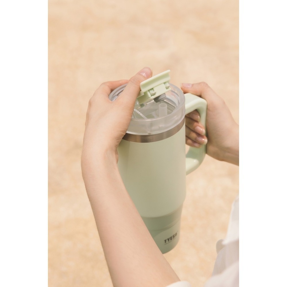 新款速發 TYESO奥拉泡泡冰霸杯 304不鏽鋼900ml/1200ml陶瓷內膽手把保溫杯 雙飲彈跳吸管車載杯環保咖啡杯-細節圖9