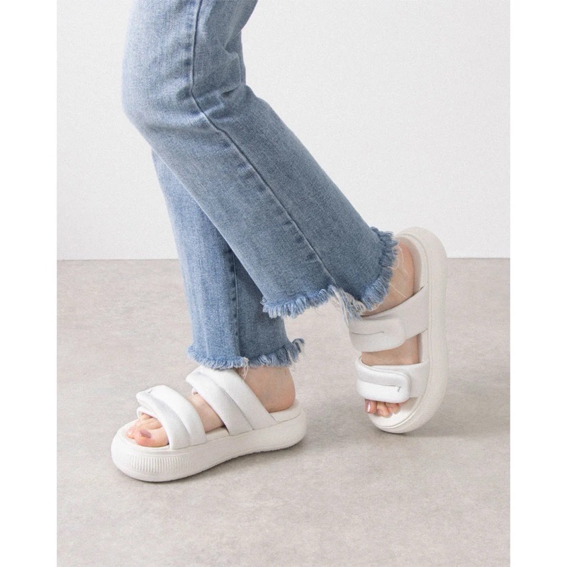 全新 PUMA 女鞋 MAYU PUFFY SLIDES 厚底 增高 魔鬼氈 可調 涼鞋 沙攤鞋 拖鞋399450-細節圖6