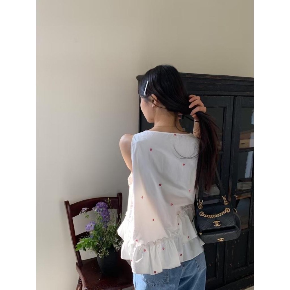 dear.day 韓國🇰🇷連線 正韓 小花Ｖ領背心-細節圖6
