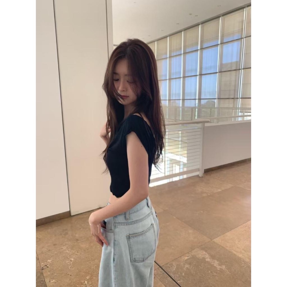 dear.day 韓國🇰🇷連線 正韓 750木耳邊設計上衣-細節圖6