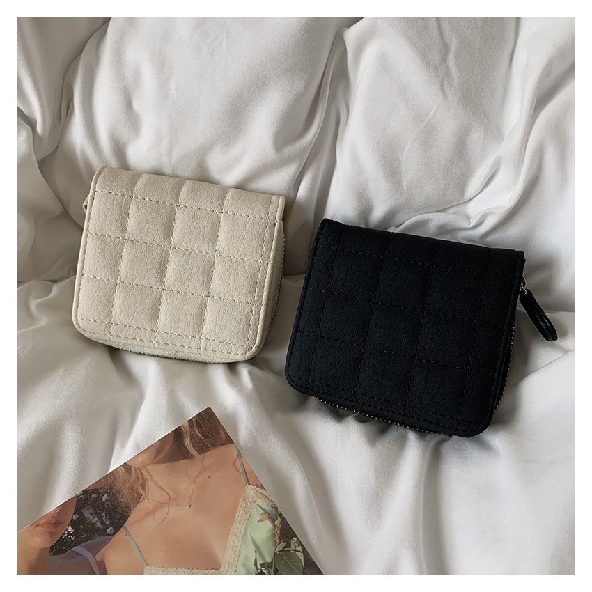 Meow acc【台灣現貨】 豆腐方塊短夾 韓系方塊錢包 奶白色錢包 方塊皮夾 豆腐皮夾 女生短夾 格子錢包 格子短夾-細節圖6