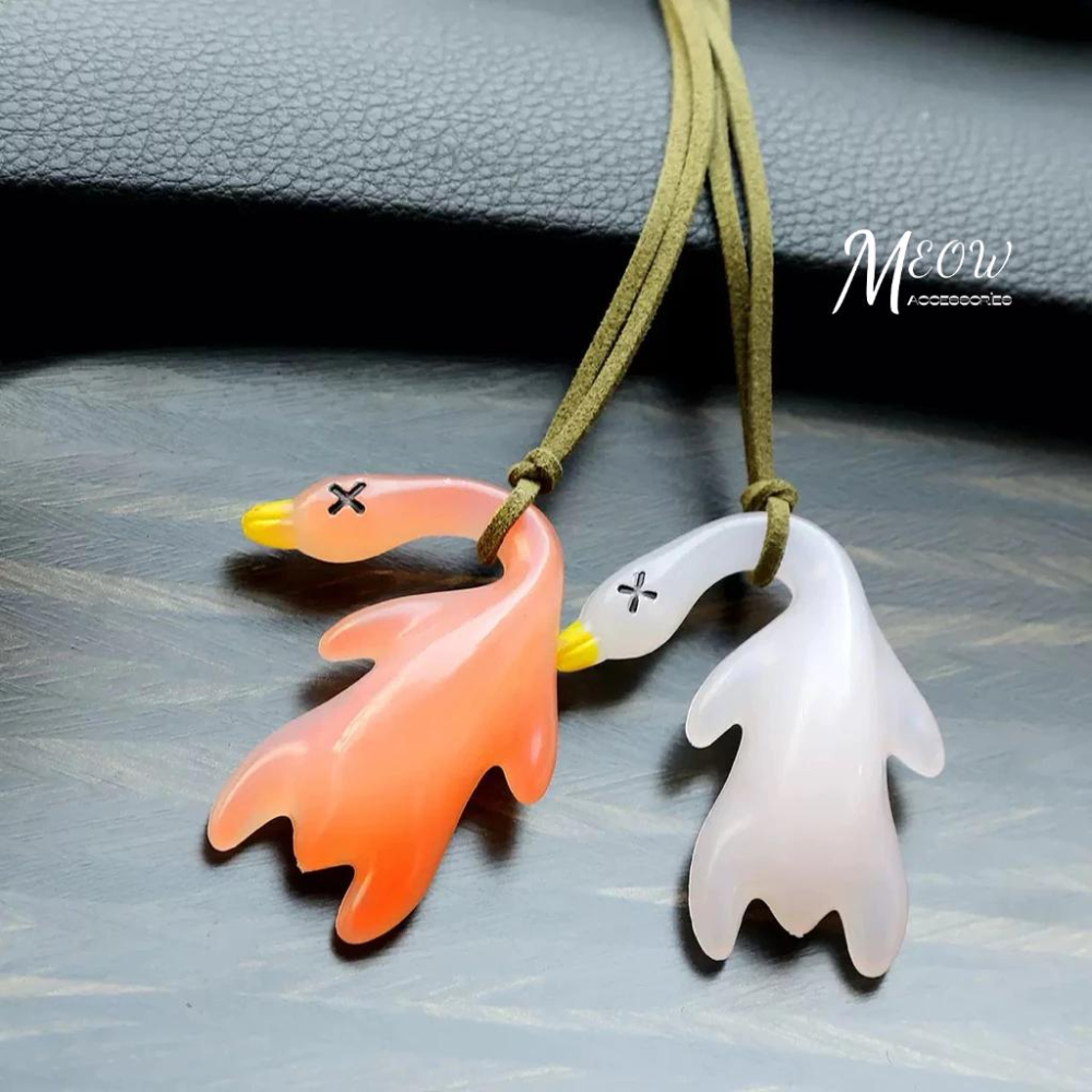 Meow acc【台灣現貨】變色烤鴨吊飾 烤鴨掛件 紫外線烤鴨 變色烤鴨 迷你變色烤鴨 生日禮物 交換禮物 車上掛件-細節圖9