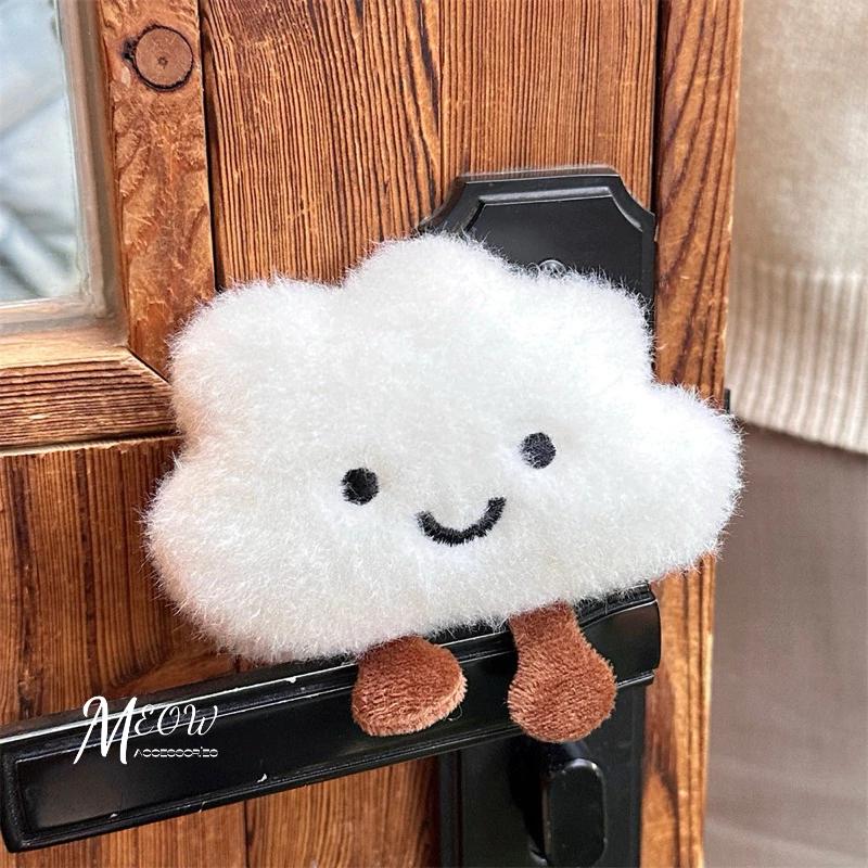 Meow acc【台灣現貨】毛絨雲朵吊飾 雲朵娃娃吊飾 毛絨雲朵掛飾 背包吊飾 包包掛件 微笑雲朵吊飾 可愛雲朵吊飾-細節圖8