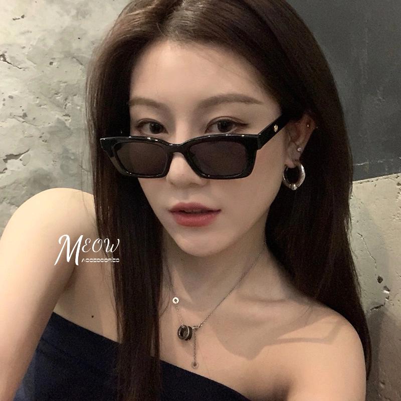 Meow acc【台灣現貨】歐美復古墨鏡 韓版長方墨鏡 太陽眼鏡 嘻哈個性墨鏡 造型眼鏡 網紅百搭墨鏡 復古墨鏡 Y2K-細節圖3