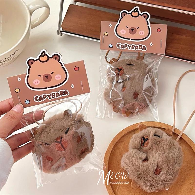 Meow acc【台灣現貨】卡皮巴拉毛絨吊飾 水豚鑰匙圈 可愛水豚 卡比巴拉娃娃 書包掛件 水豚君吊飾 水豚毛絨鑰匙圈-細節圖5