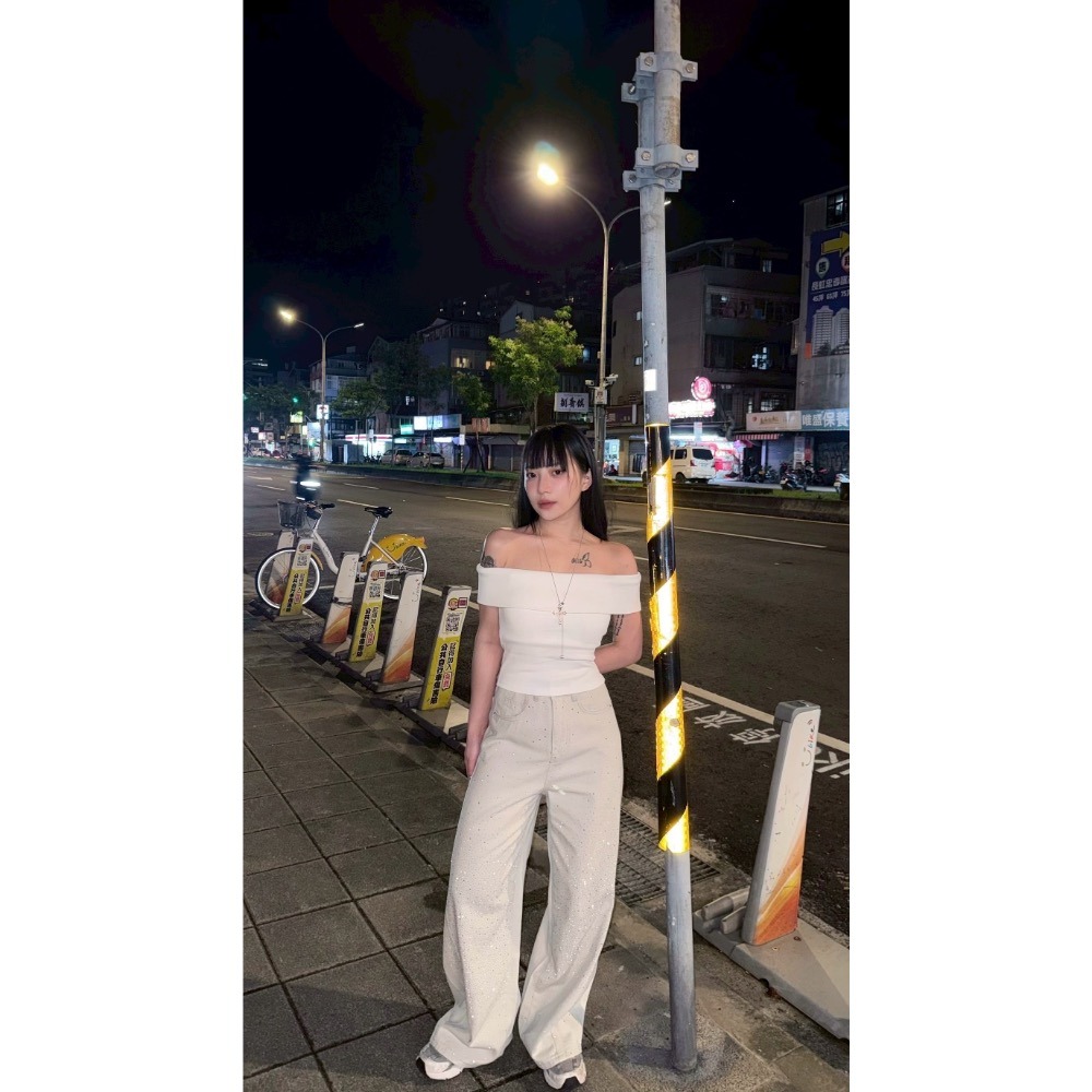 [3685] 小個子必入｜淺灰色閃鑽牛仔彎刀褲-細節圖3