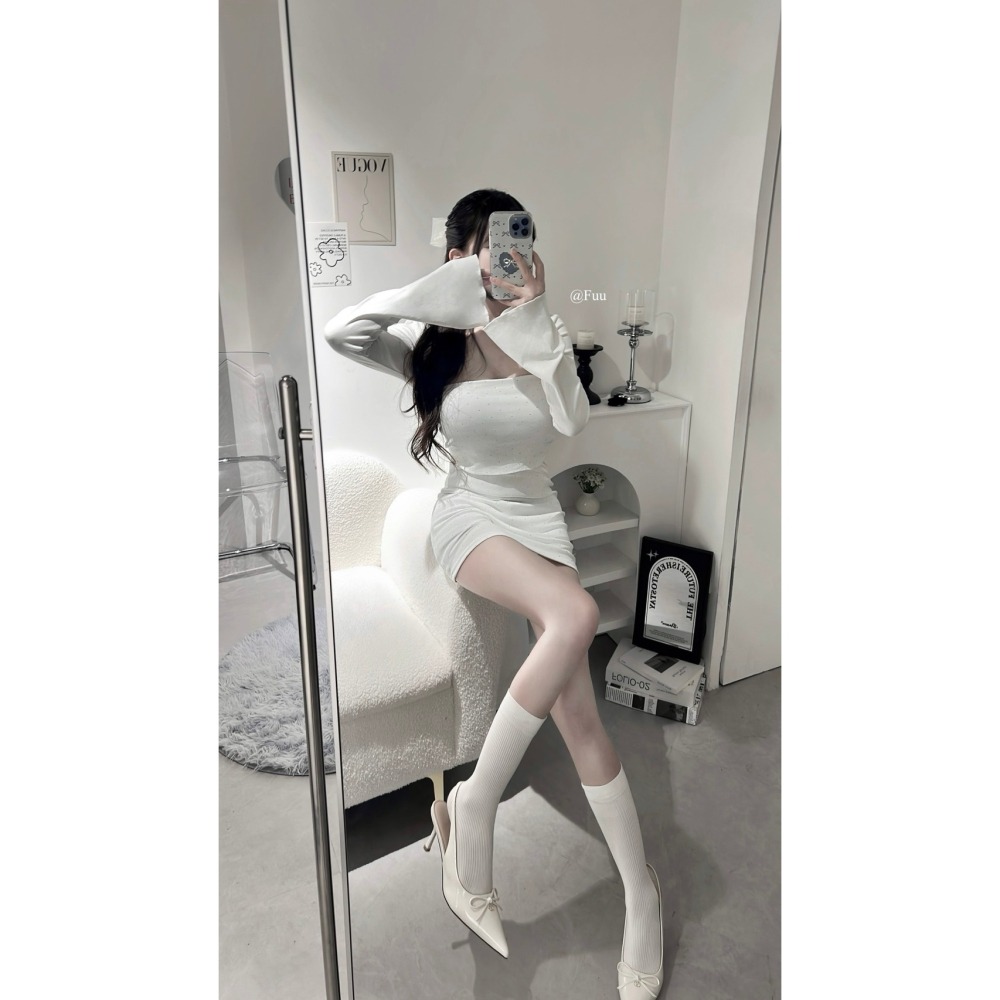 [98026] 優雅帶刺｜內杯平口閃鑽小可愛+底褲包臀短裙+喇叭袖小外套 套裝-細節圖8