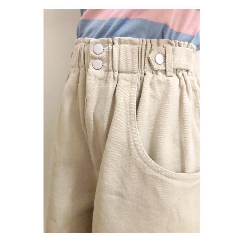 現貨♡ 雙釦 花苞短褲 高腰短褲 百搭 短褲女 鬆緊腰 花苞褲-細節圖4