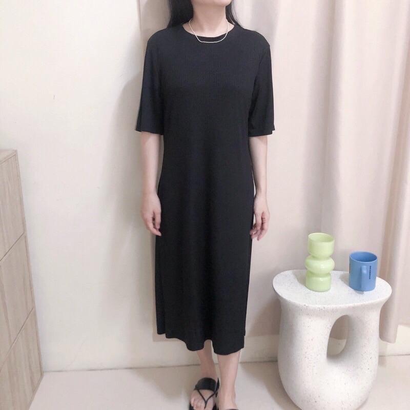 現貨♡ 休閒 坑條 坑條長洋裝 休閒長洋 長洋裝 韓版 舒適 百搭 素色洋裝 壓褶裙-細節圖7