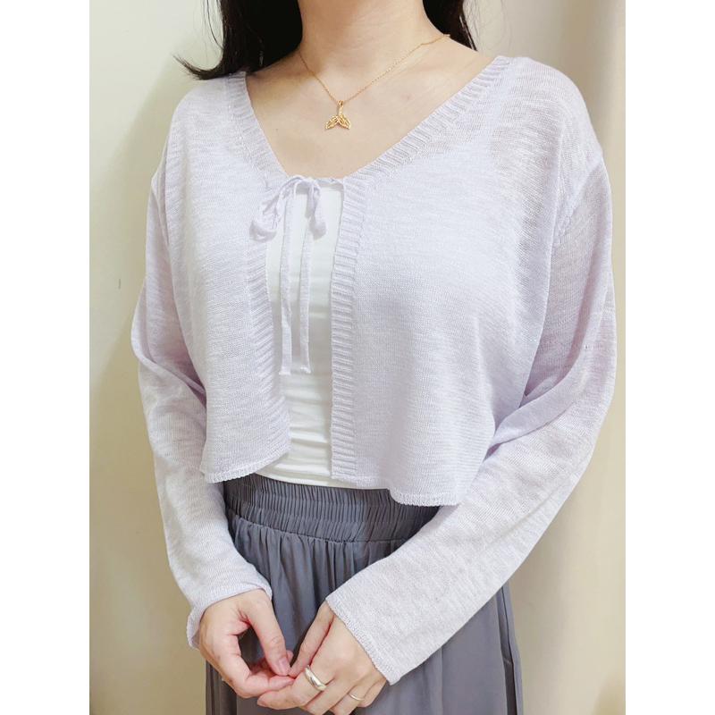 現貨♡ 5061M 綁帶 短版 肌理雪花紋 透膚 針織 上衣 長袖上衣 短版上衣 短版針織-細節圖4