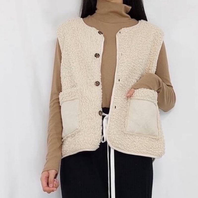 現貨𖤐 兔子魚║ 702F QQ毛 麂皮 口袋 背心外套 背心 冬天背心 可愛 麂皮口袋-細節圖5