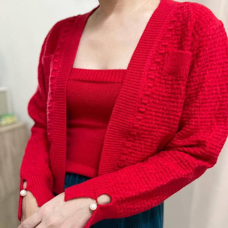 現貨𖤐 兔子魚║ 韓版 復古 紅色 兩件套 套裝 毛衣外套 針織背心 長袖外套 平口背心 氣質款 聖誕 過年-細節圖3