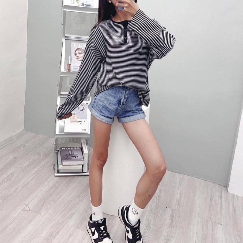 現貨𖤐 兔子魚║7002 半開釦 條紋 薄T 大尺碼 寬鬆 女上衣 長袖T恤 長袖上衣 女長袖 條紋上衣-細節圖6