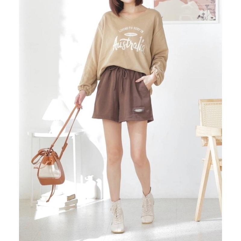 現貨 𖤐 兔子魚║Y106D V領 鬆緊袖 蓬蓬袖 毛巾布 衛衣 字母 美式風 寬鬆 簡約 長袖上衣 女上衣 女長袖-細節圖7