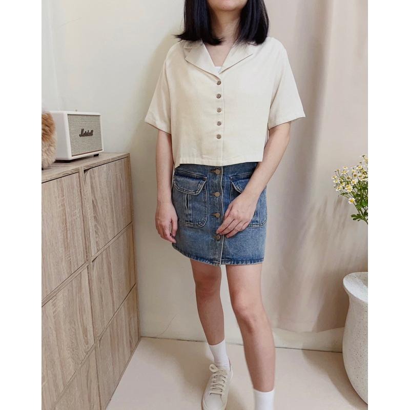 現貨♡短版 襯衫 質感好 韓版 斜紋布 短版襯衫 短袖襯衫 女短袖襯衫-細節圖2