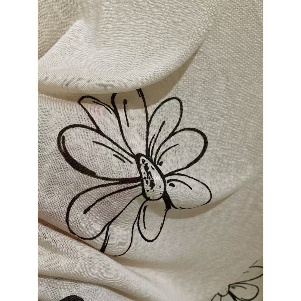 現貨𖤐兔子魚✓║9080 thelimon 檸檬綠茶 早秋上衣 慵懶風上衣 花朵上衣 防曬衫 寬鬆上衣 寬鬆上衣 透-細節圖3